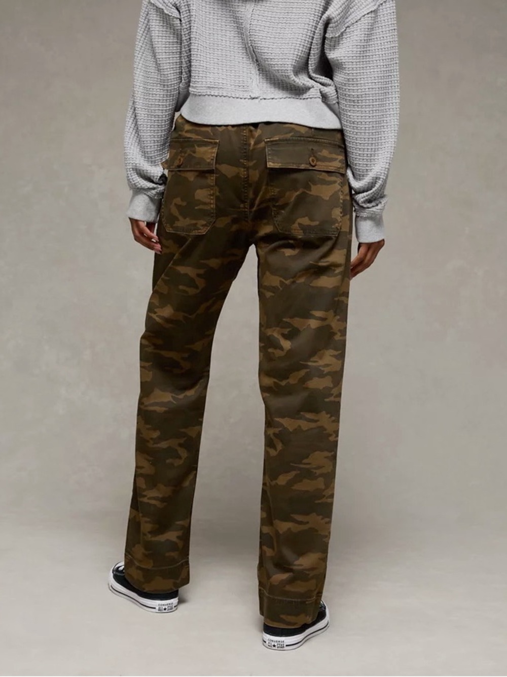 American Eagle AE Ex-boyfriend Camo Casual Pants Green Utility Women’s Sz Small - Picture 3 of 8